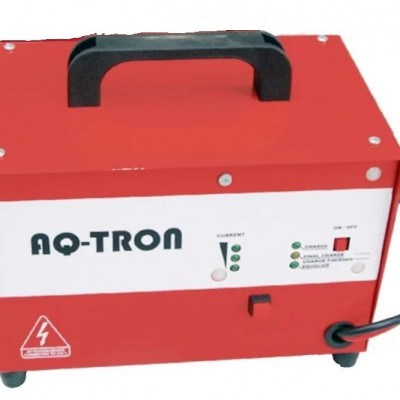 AQ-TRON 智能充电器